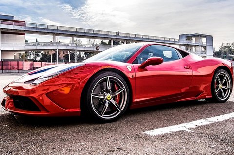 Ferrari 458 Italia vezetés Örkényben és Mogyoródon